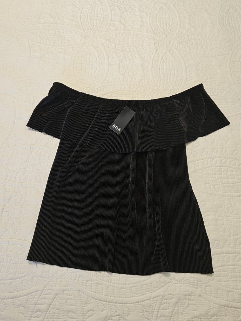 a.n.a black off-shoulder dressy top, L, NWT